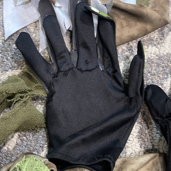 Swamp Zombie Halloween Costume - Picture 6 of 9